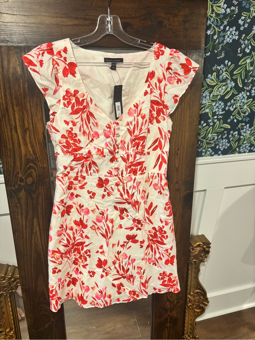 NWT Banana Republic 55% Linen/45 Cotton Tea Cup Sleeve Mini Dress Size 8